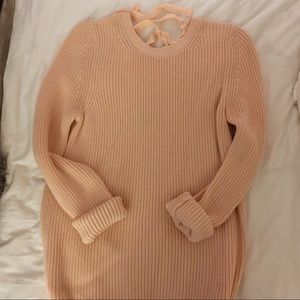 Soft light pink sweater